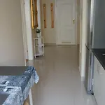 Na Ratajach 아파트